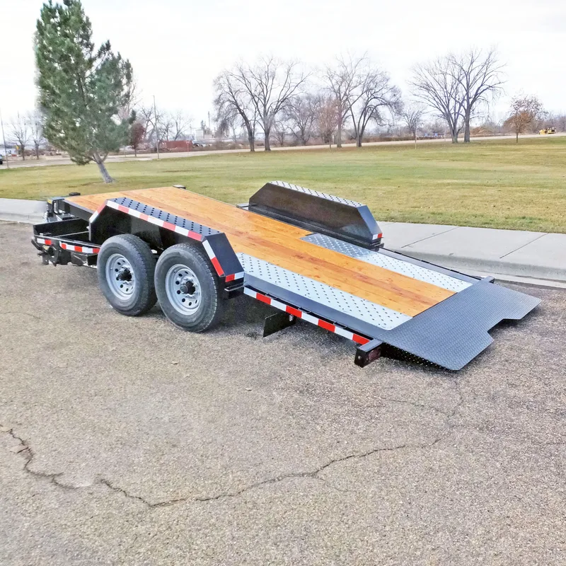 Snake River 17 ft low-deck tilt Flatbed Trailer